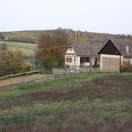 Zavod Casa vacanze Komló